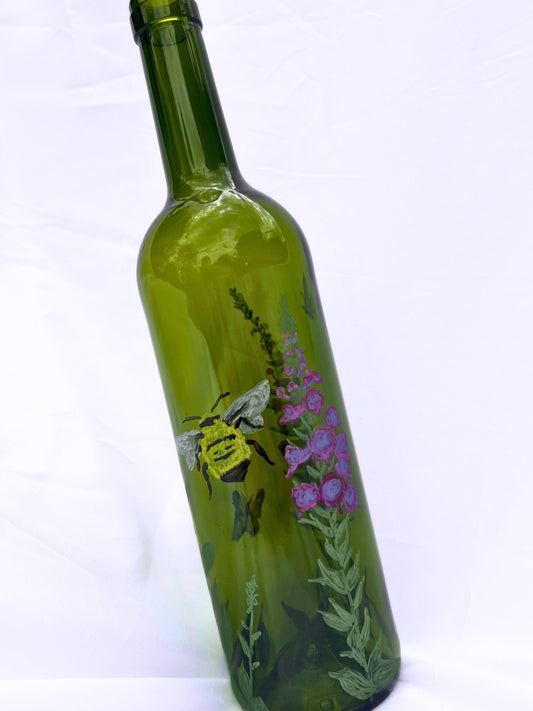 Hand painted-Wine bottle Vase-Bumble Bee-Wild Flowers-Upcycled Glass-Green Wine Bottle For Crafts-Housewarming-Gift for Couple-Couples Gift