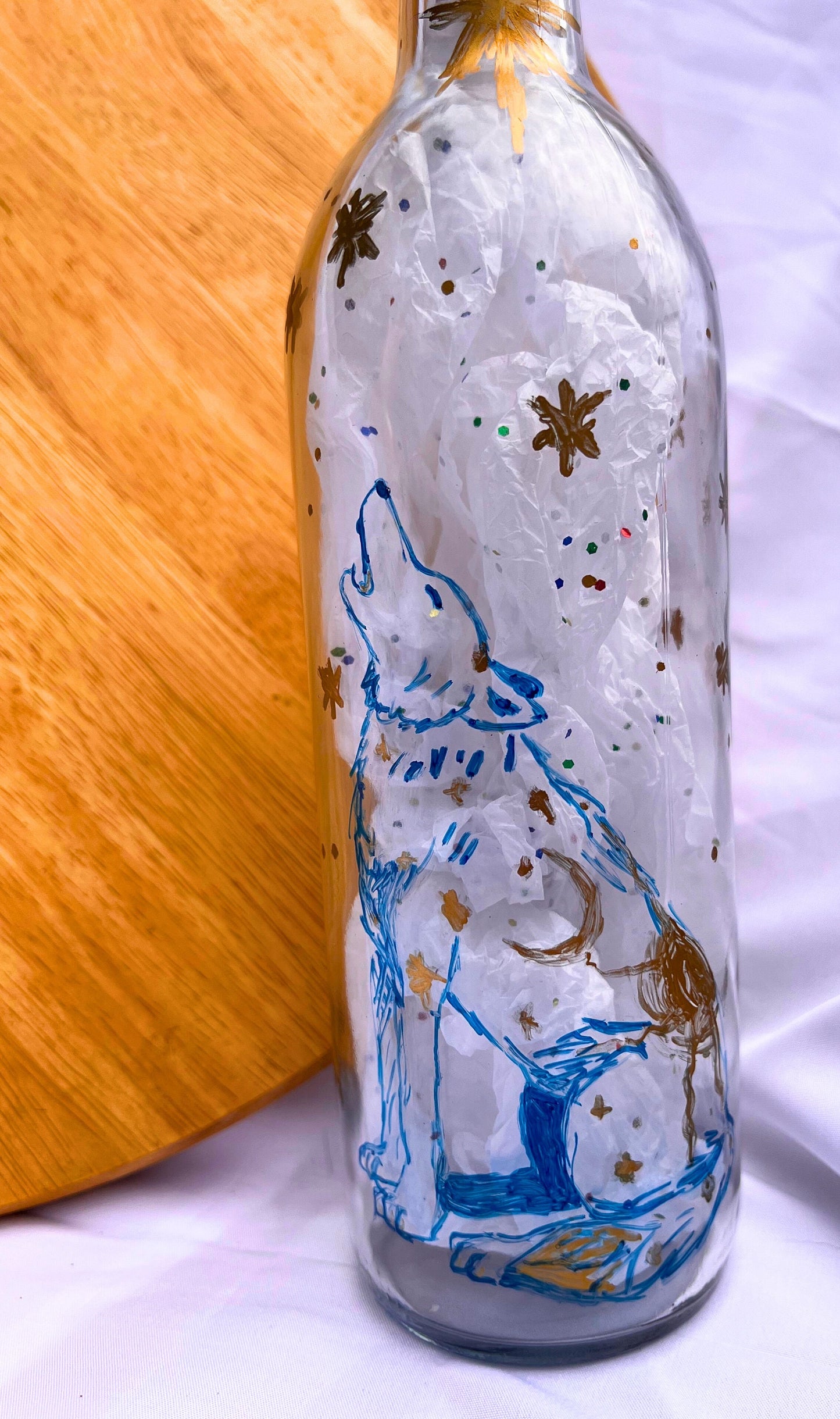 Hand painted-Wolf bottle-Howling Wolf Decor-Stars and Moon-Gift for Animal Lover-Customizable bottles-Repurposed Wine Bottles-Glass Jars