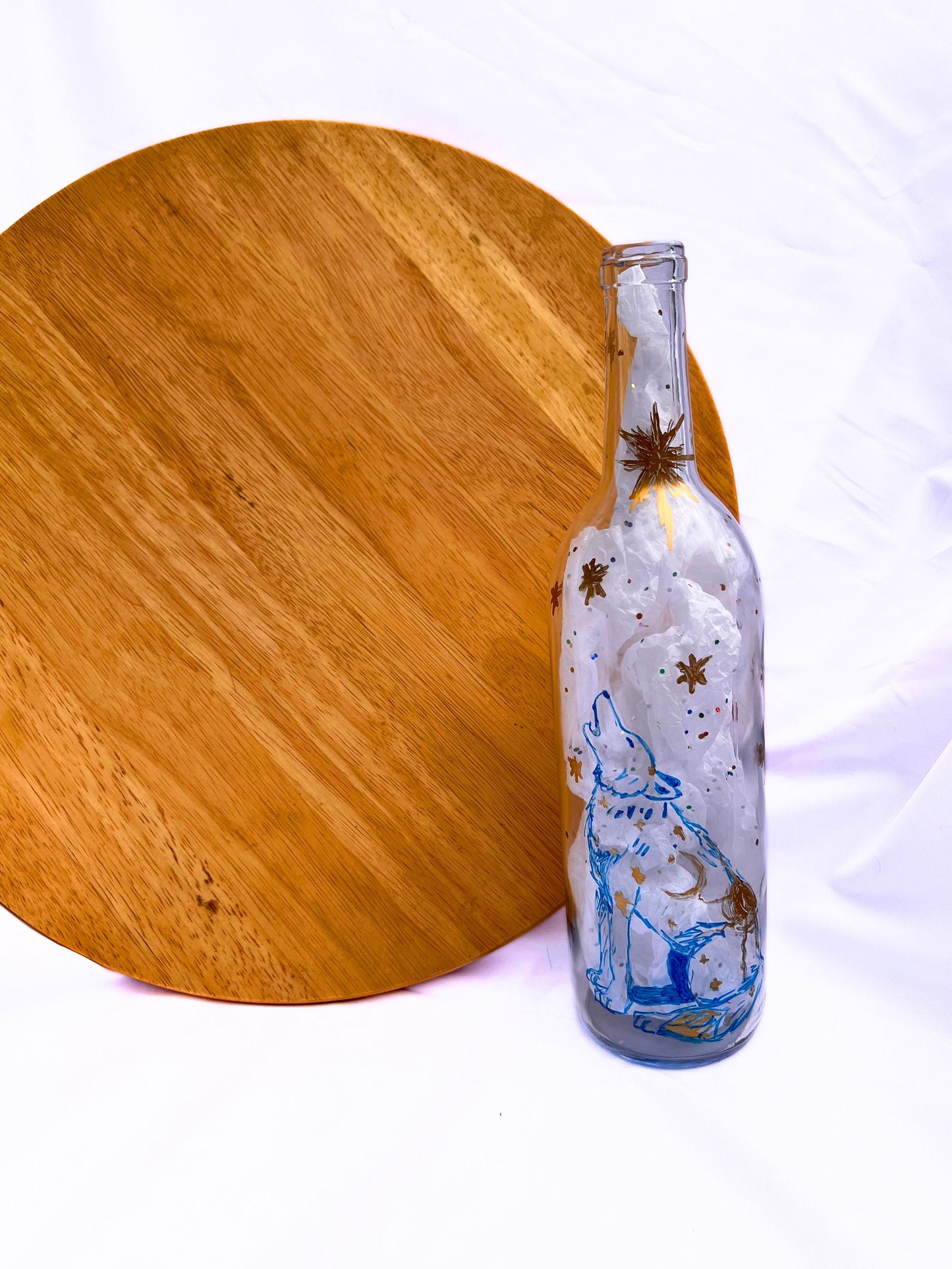 Hand painted-Wolf bottle-Howling Wolf Decor-Stars and Moon-Gift for Animal Lover-Customizable bottles-Repurposed Wine Bottles-Glass Jars